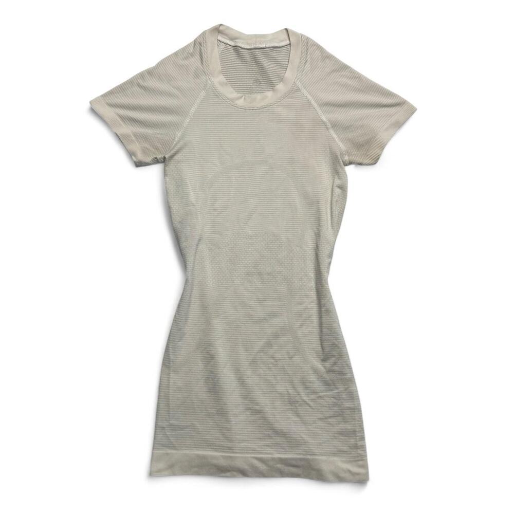 White Lululemon Swiftly Tech Short Sleeve Shirt size 0
